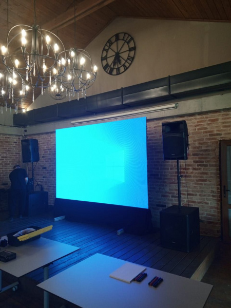 Светодиодный экран в аренду - 2мм (Р2) 3х2м