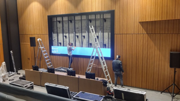 Светодиодный экран в аренду 2мм (Р2) 6х3.5м